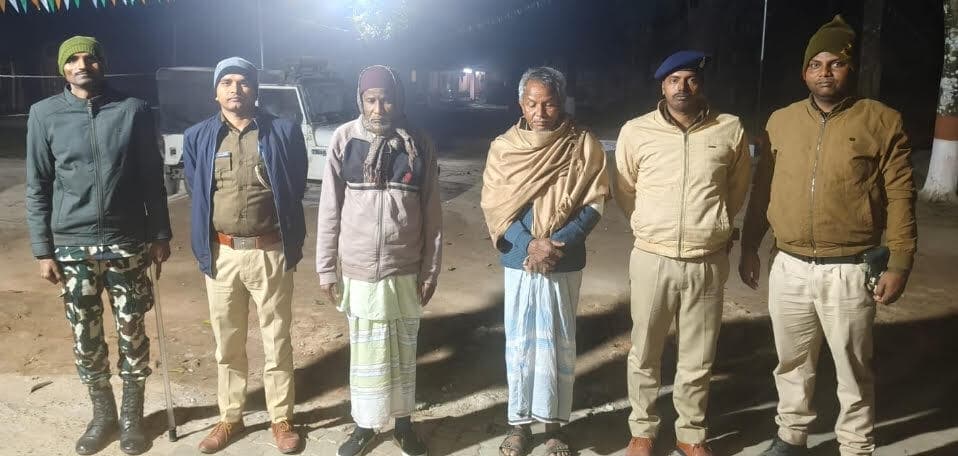 फरार वारंटियों के खिलाफ पुलिस की बड़ी कार्रवाई, दो गिरफ्तार