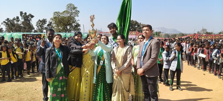 खेल प्रतियोगिता में सरस्वती हाउस अव्वल