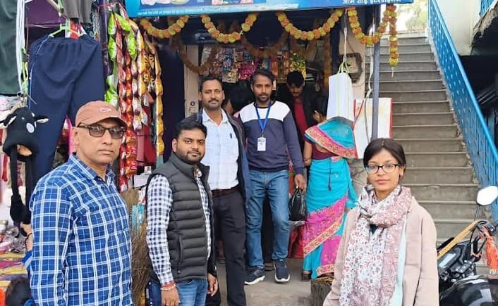 सिंगल यूज प्लास्टिक के खिलाफ चला अभियान, वसूला जुर्माना