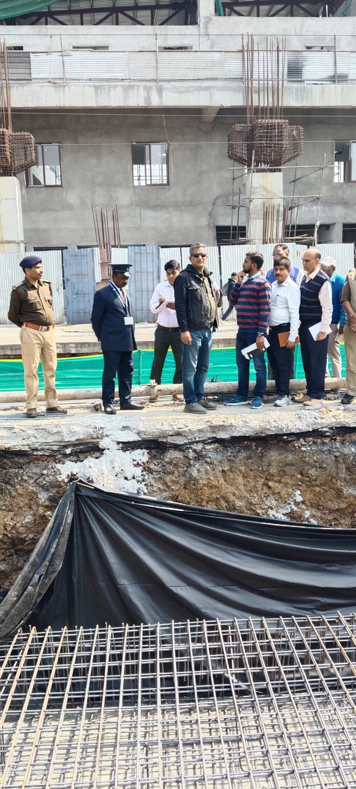 डीआरएम ने मेगा ब्लॉक के कार्यों की प्रगति पर ली जानकारी