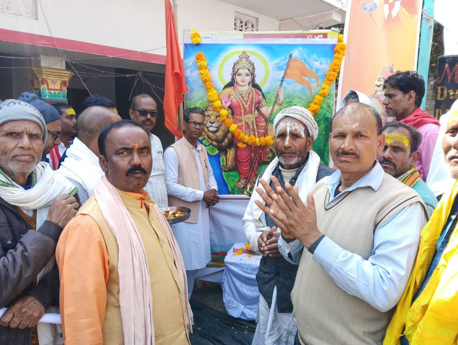 ठाकुरवाड़ी बिशौनी में गूंजा सनातन  एकता का स्वर