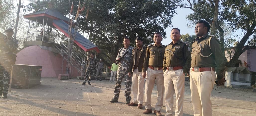 शिवालयों की साज-सज्जा, शिव बारात और महाप्रसाद की तैयारी में श्रद्धालु जुटे