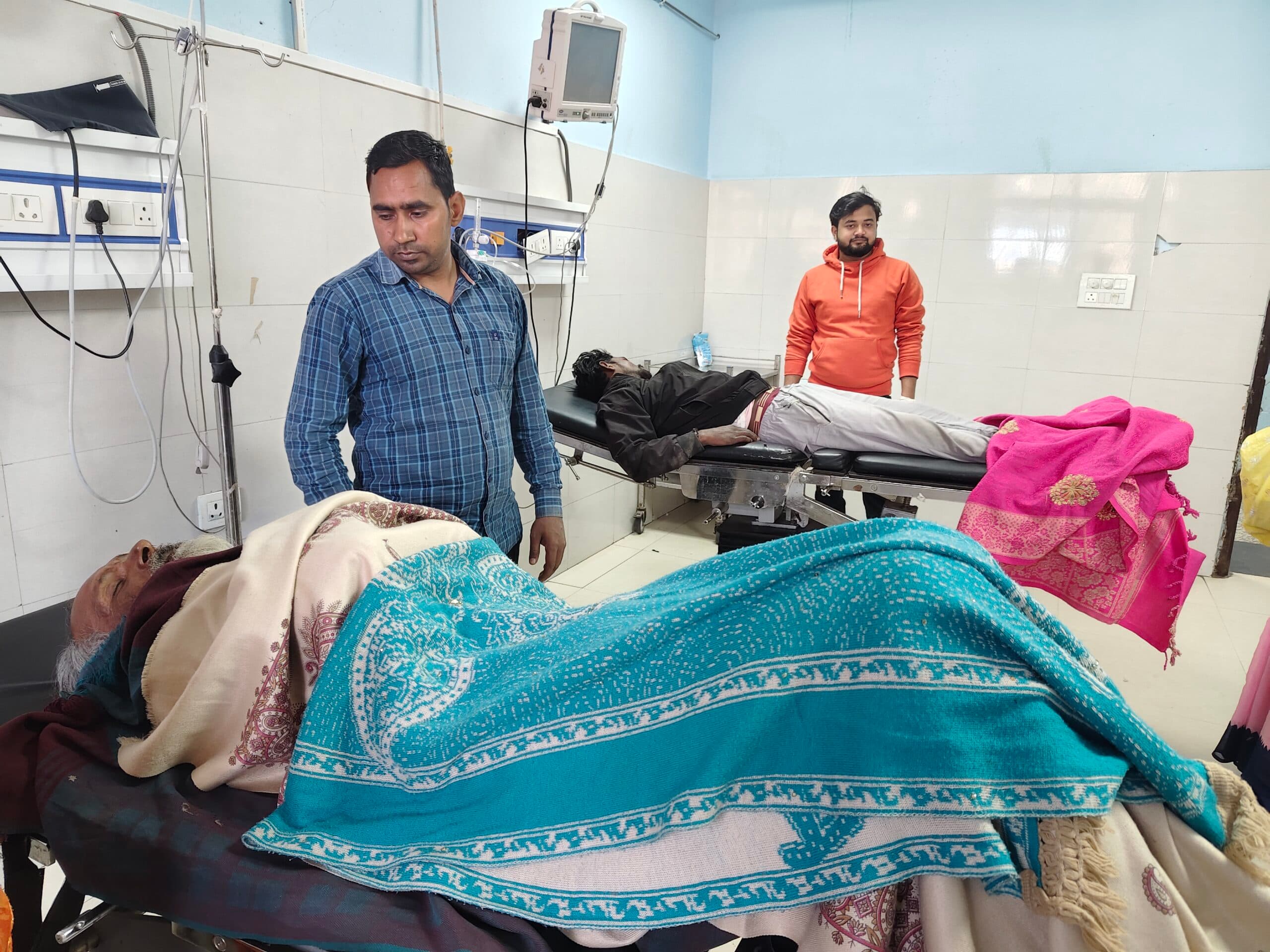 सड़क हादसों में बाइक सवार दो दोस्त समेत चार जख्मी