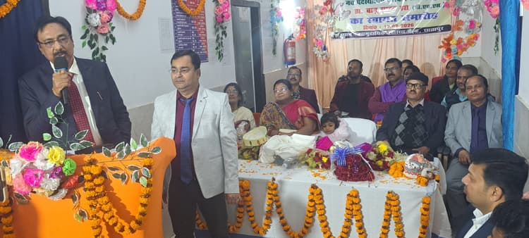 सेवानिवृत्त सीएस को समारोह पूर्वक दी गयी विदाई