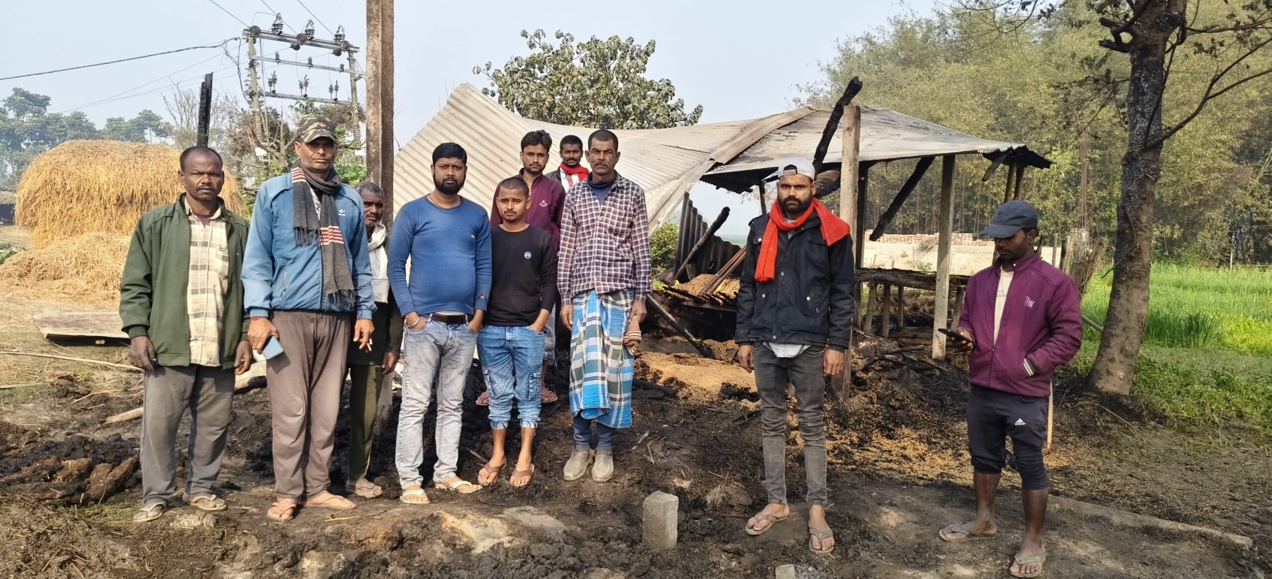 आग से तीन घर जले, लाखों की क्षति