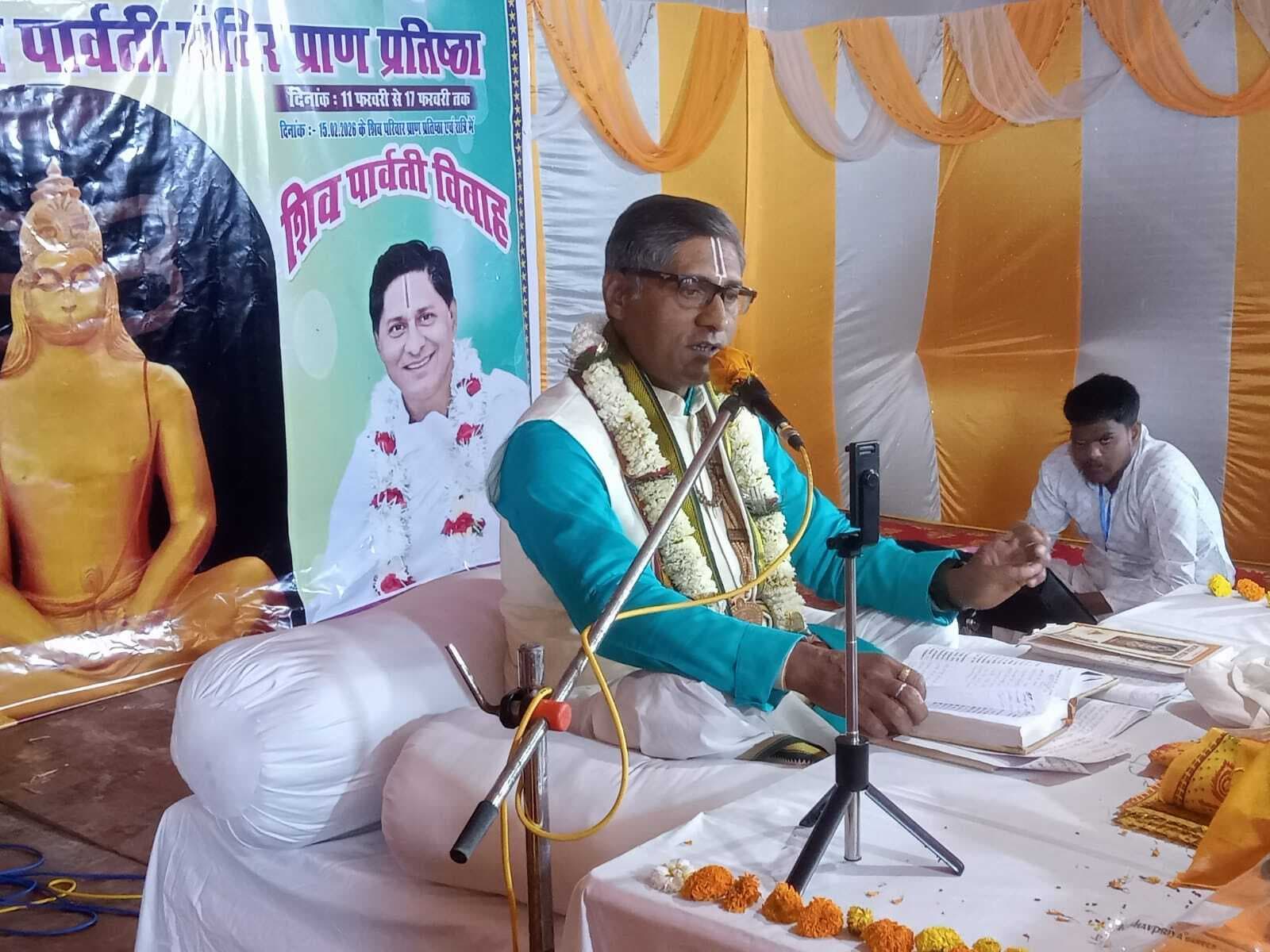 परमात्मा को याद करने पर भगवान स्वयं करते हैं रक्षा