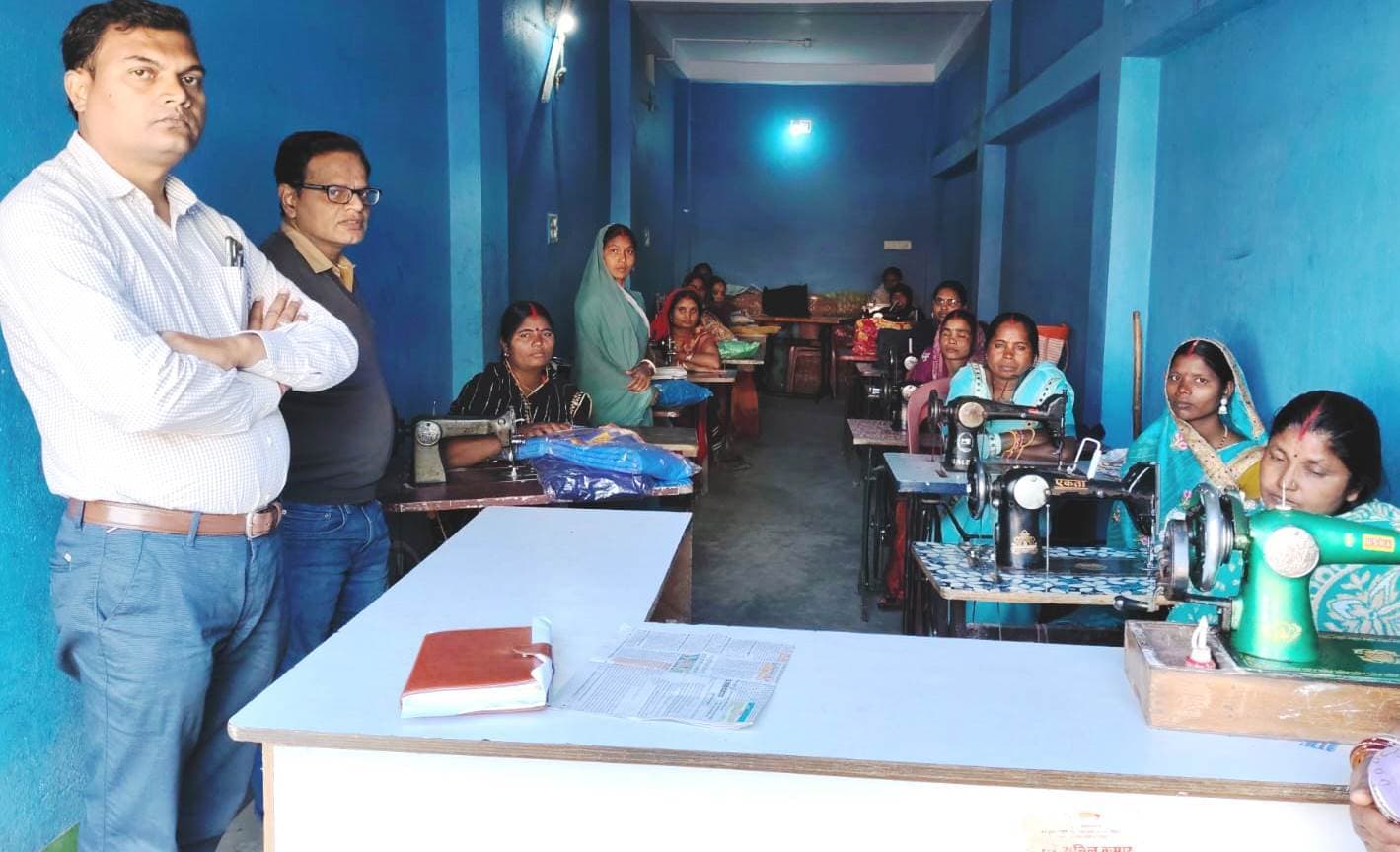 Bhagalpur news अब सुई-धागे से संवरने लगी किस्मत