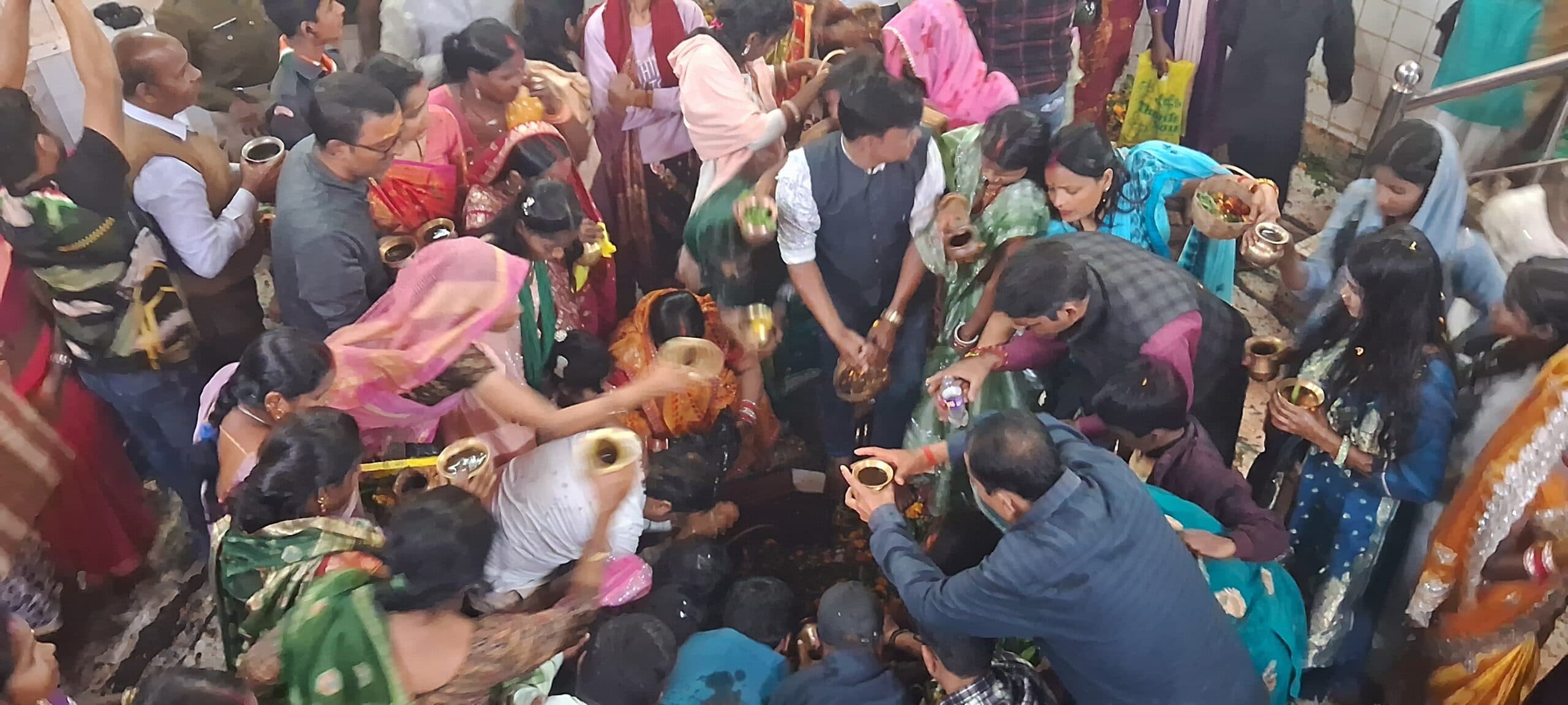 महाशिवरात्रि: हर-हर महादेव के नारे से गुंजायमान रहा शिवालय