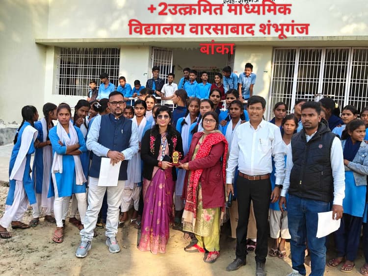 शिक्षा ही सशक्त समाज की आधारशिला, जीवन में उच्च लक्ष्य जरूरी