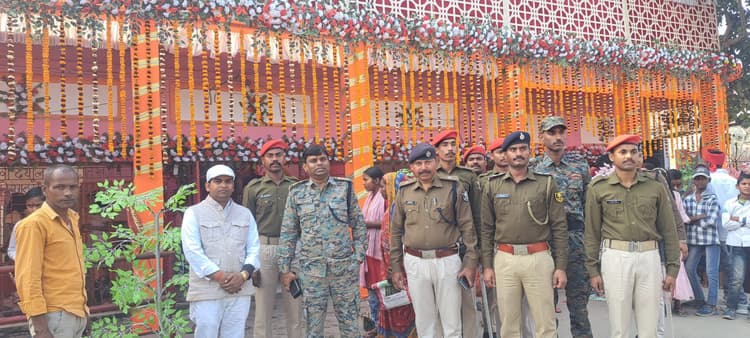 महाशिवरात्रि को लेकर शिव भक्तों के बीच रहा उमंग व उत्साह का माहौल