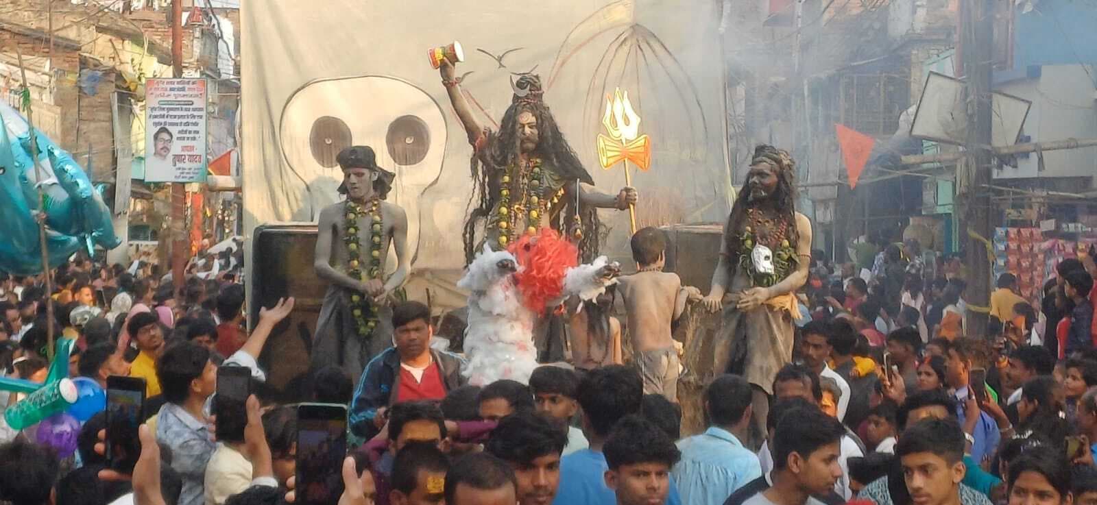 योग नगरी में निकली भव्य शिव बारात, देवी-देवता, भूत-पिचाश बने बाराती