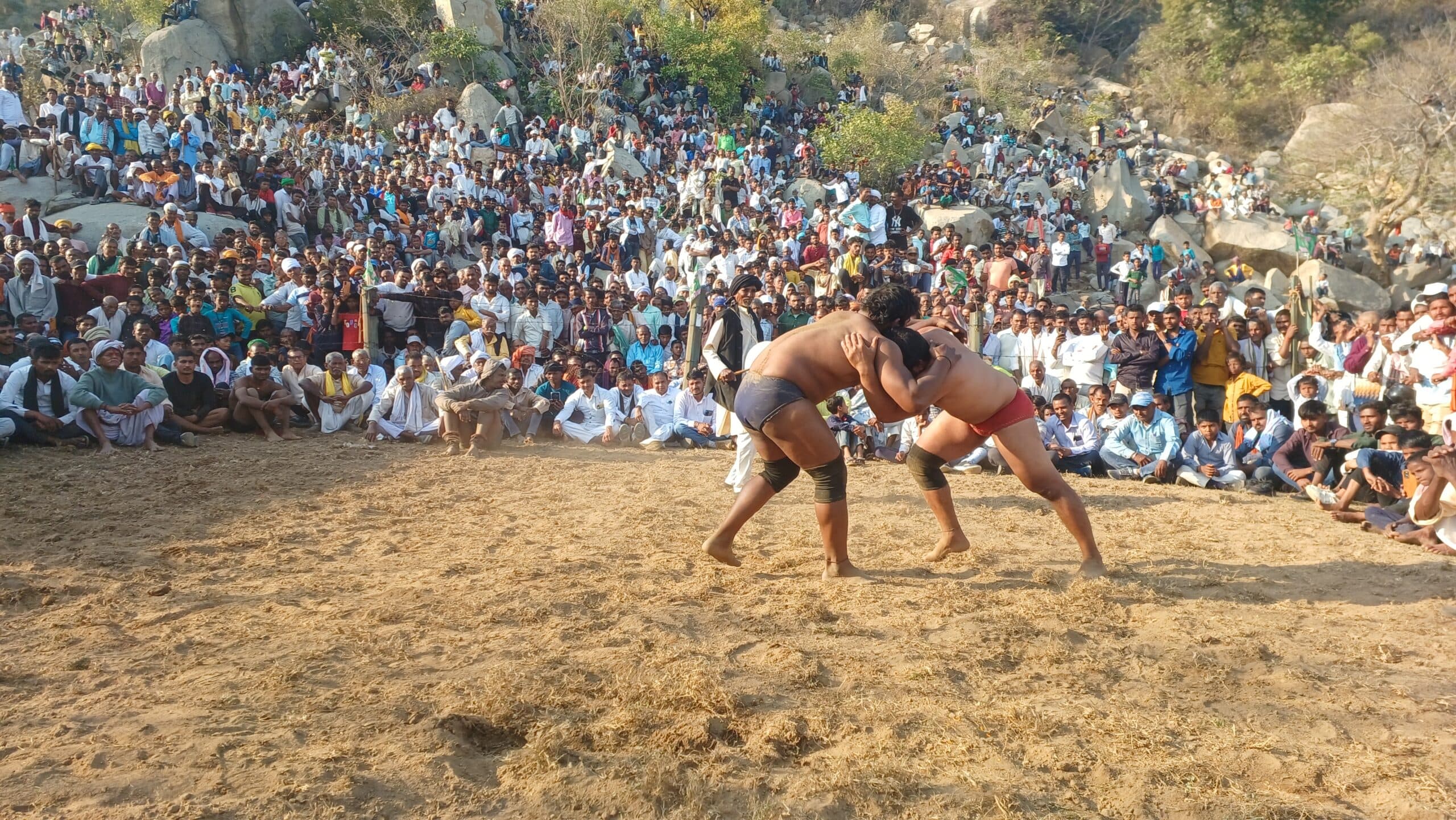 गाजीपुर के पहलवान ने जीता पहला पुरस्कार
