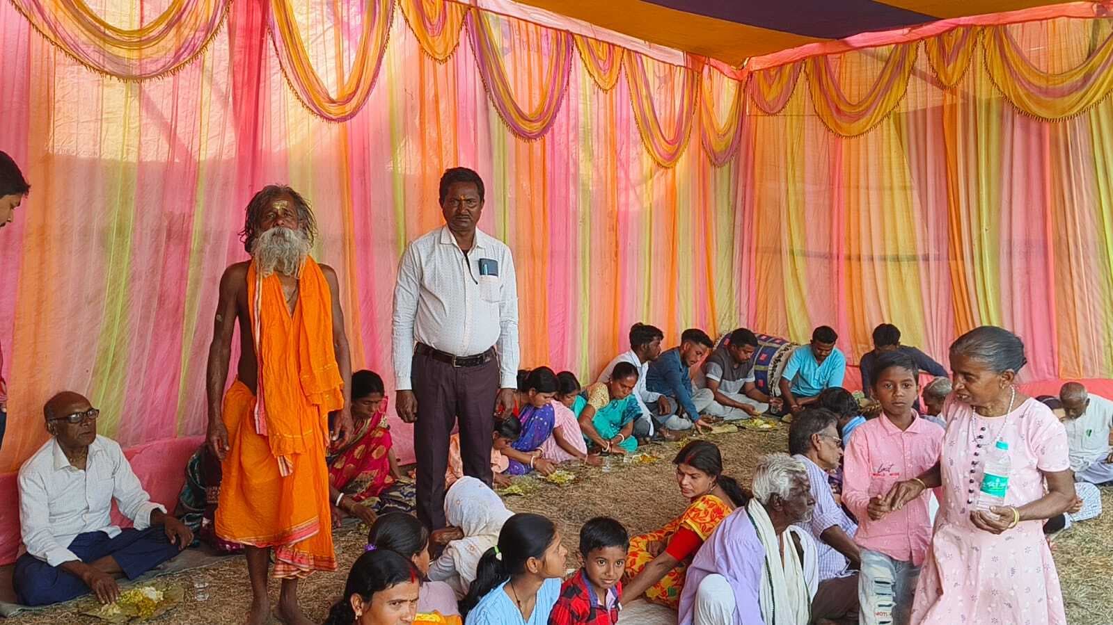 कीर्तन से जदुपति चटर्जी ने भक्तों को किया मंत्रमुग्ध