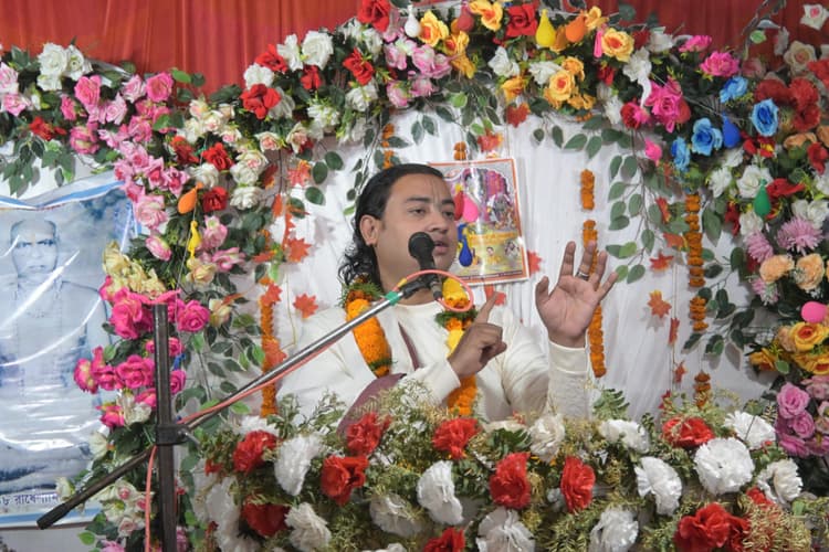 श्री चैतन्य महाप्रभु की लीला से भावविभोर हुए श्रद्धालु