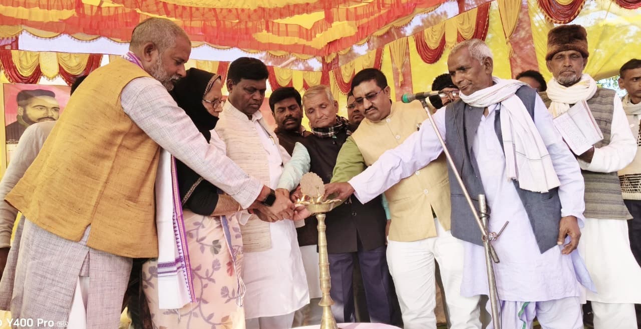 पूर्व विधायक शालिग्राम सिंह तोमर की मनायी गयी 46 वीं पुण्यतिथि