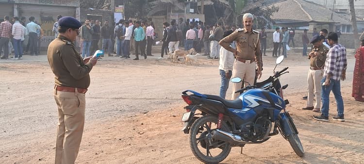 जाम से लोग परेशान, चालान पर केंद्रित दिखती पुलिस व्यवस्था