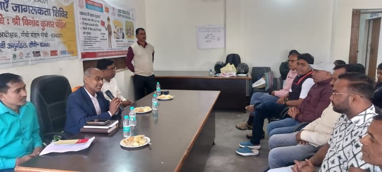 विभाग के रीढ़ होते हैं डाककर्मी