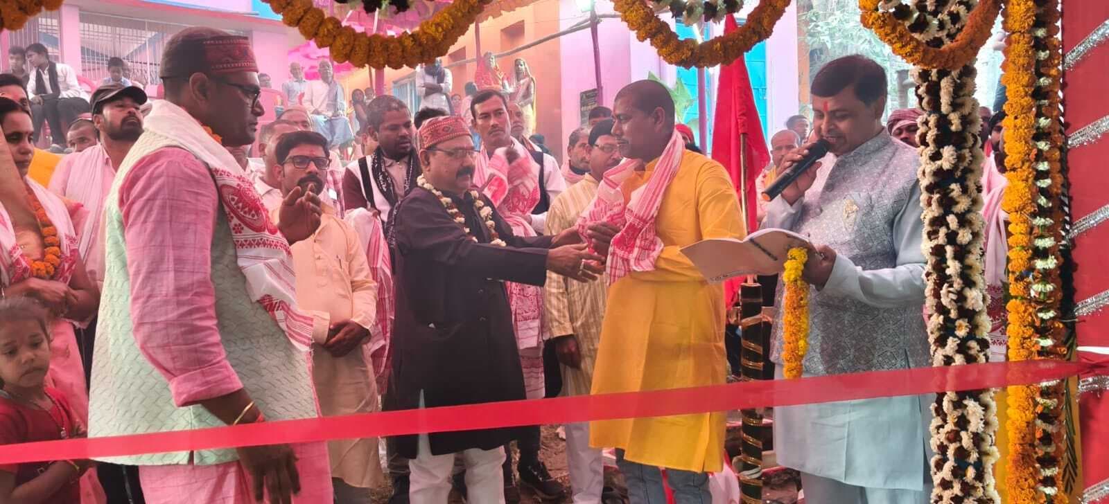 महाशिवरात्रि के अवसर पर शिवधुन यज्ञ से गूंजायमान हो रहा ईलाका