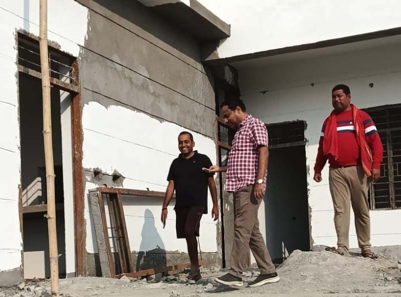 पंचायत भवन निर्माण का बीडीओ ने किया निरीक्षण