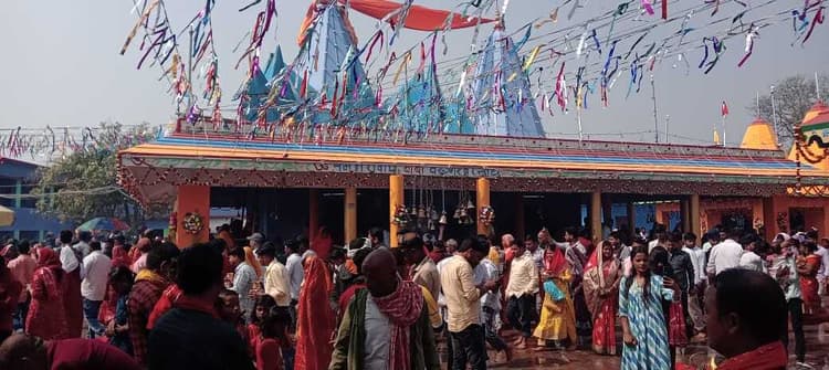 वरूणेश्वर धाम में चौठारी पर 50 हजार श्रद्धालुओं ने किया जलार्पण