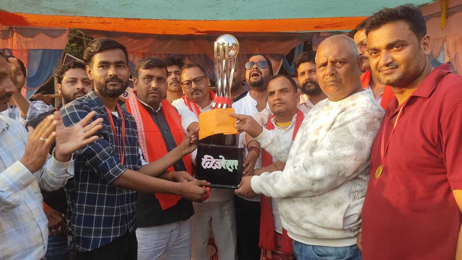 बलवा हाट ने बिहरा को 55 रन से पराजित कर कप पर जमाया कब्जा