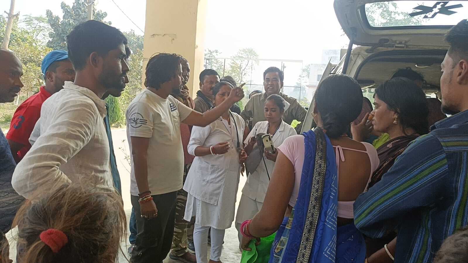 एनएच-106 पर वाहन की ठोकर से महिला गंभीर,रेफर