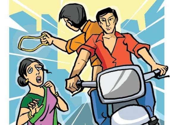 पटेल चौक पर दिनदहाड़े वृद्धा से आभूषण व नकदी छीनकर भागे बदमाश