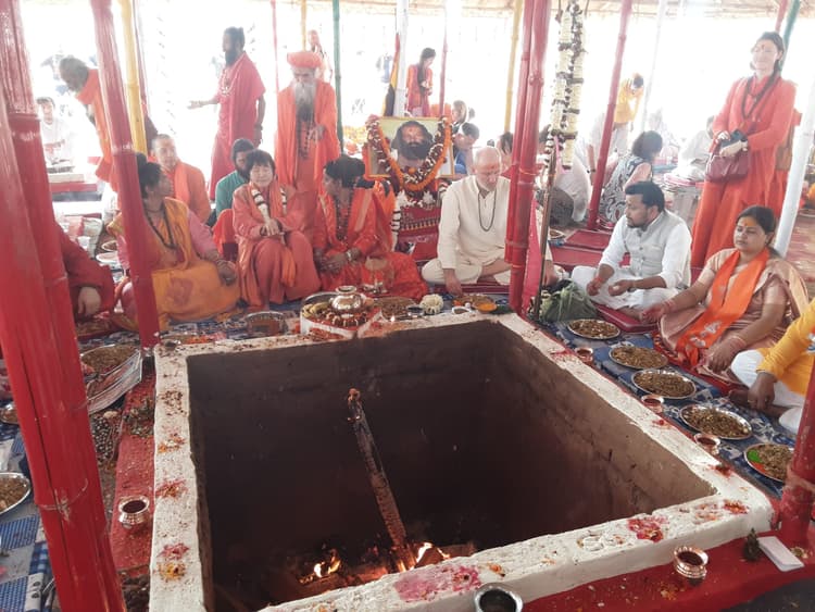 राजपुर में 27 कुंडीय शिव शक्ति महायज्ञ का शुभारंभ