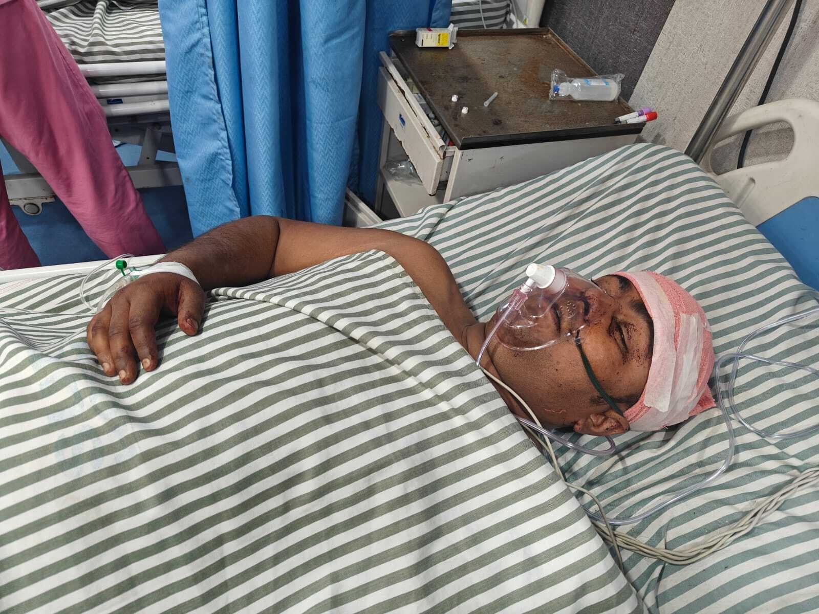 तेज रफ्तार स्कॉर्पियो अनियंत्रित होकर पुल की रेलिंग से टकरायी, सीओ समेत पांच जख्मी