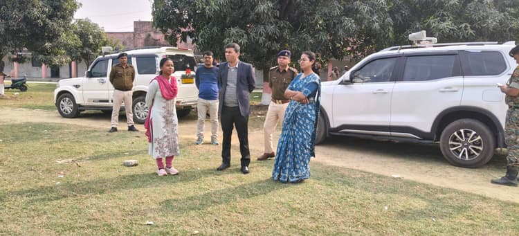 सीएम के संभावित दौरे को लेकर डीडीसी ने हैलीपेड का किया निरीक्षण, दिये निर्देश