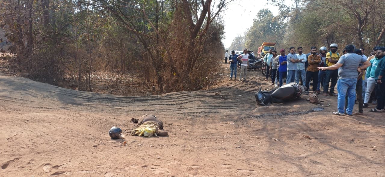 Chaibasa News : नोवामुंडी डिग्री कॉलेज की अस्सिटेंट प्रोफेसर को हाइवा ने कुचला, मौत