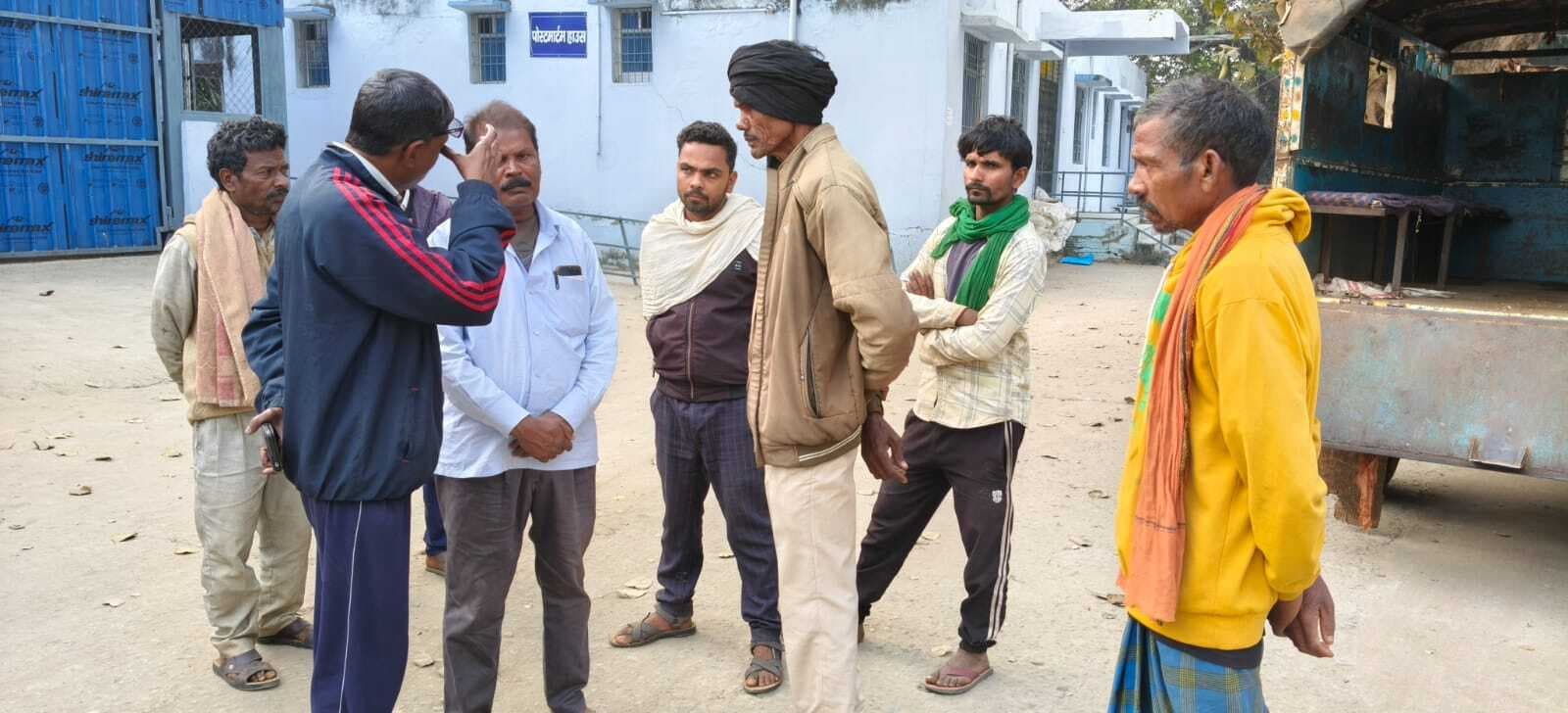 दो दिन पहले तीसरे पति की सड़क दुर्घटना में मौत से टूटी महिला, फंदा लगाकर दी जान