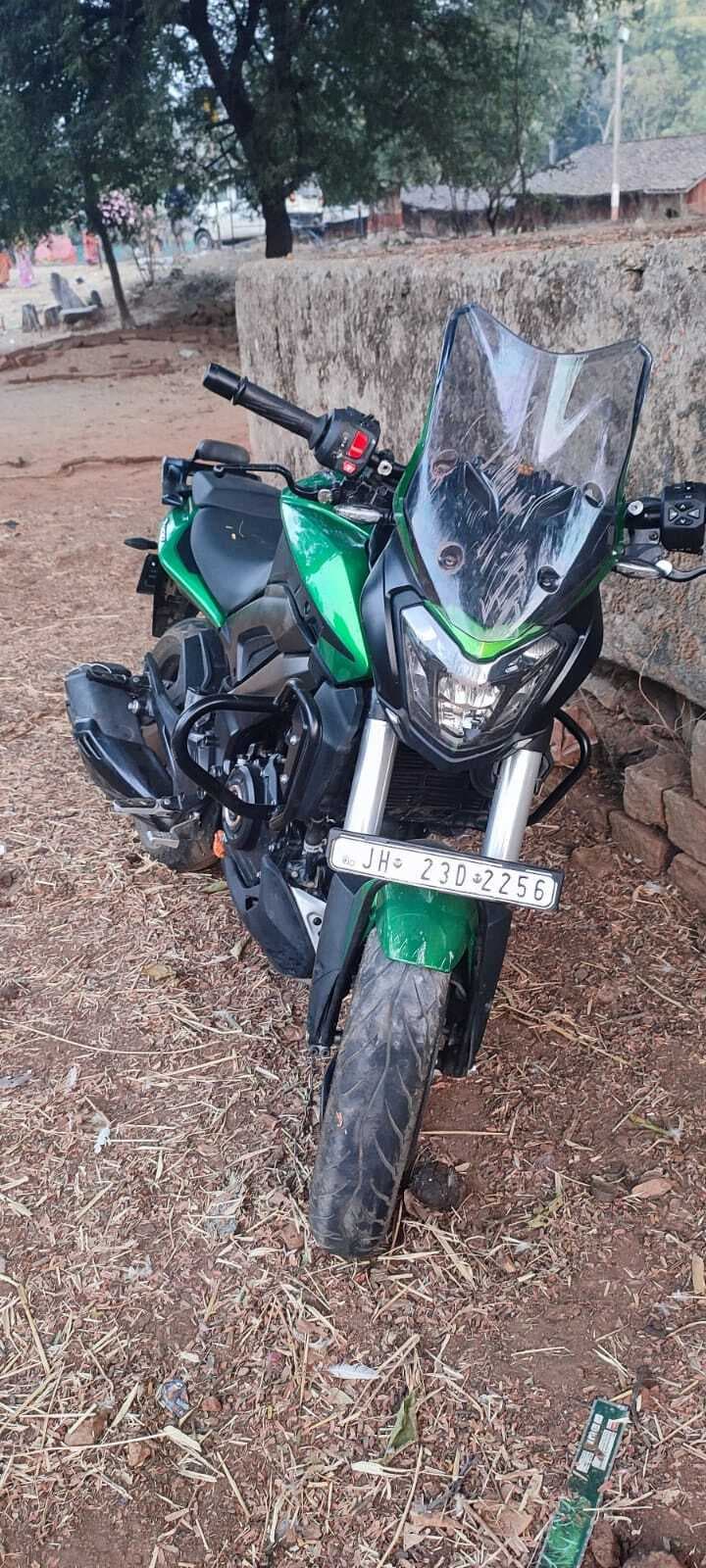 बिजली पोल से बाइक टकरायी, एक की मौत