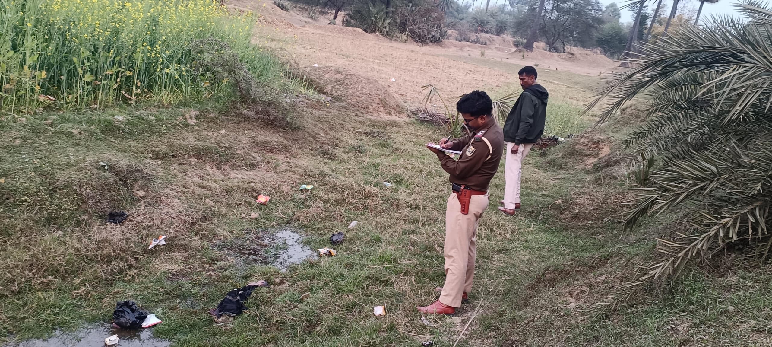 सड़क किनारे नवजात बच्ची का शव मिलने से सनसनी