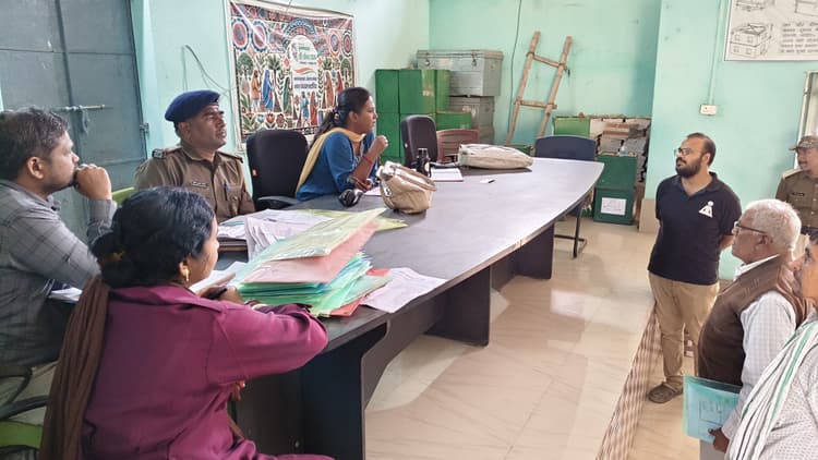 जनता दरबार में 10 में से आठ मामलों का हुआ निष्पादन