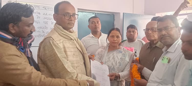 शोभा कुमारी निर्विरोध बनीं प्रखंड अध्यक्ष