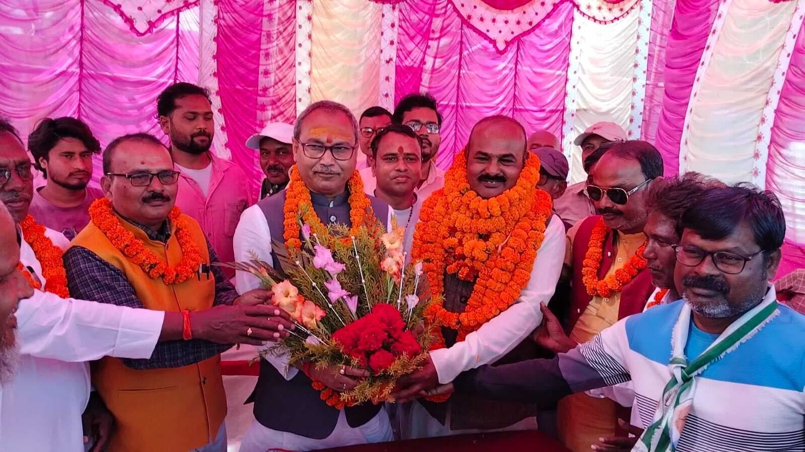 कदवा जदयू प्रखंड अध्यक्ष दुबारा निर्विरोध चुने गये विजय दास