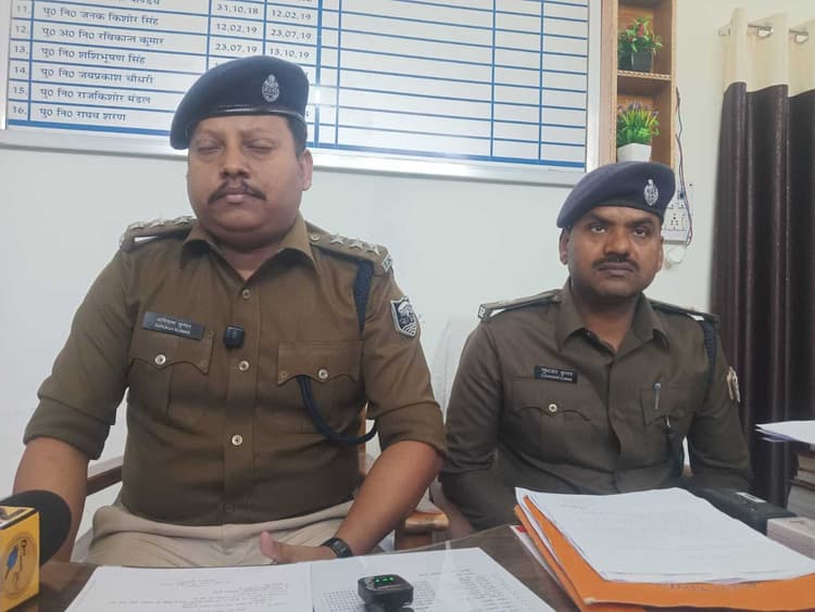 उदाकिशुनगंज युवती हत्याकांड में पिता व चाचा समेत प्रेमी गिरफ्तार