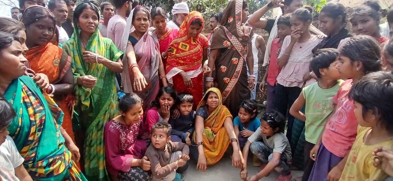 ....छह बच्चों के सिर से उठा पिता का साया