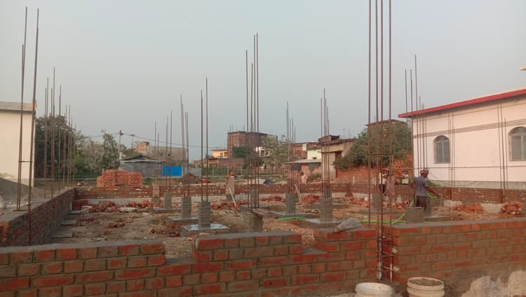 प्रतियोगी परीक्षार्थियों के लिए बन रही धर्मशाला