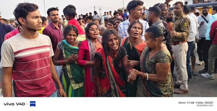 बोलेरो की टक्कर से बाइक से फेंका नदी में गिरा युवक, मौत