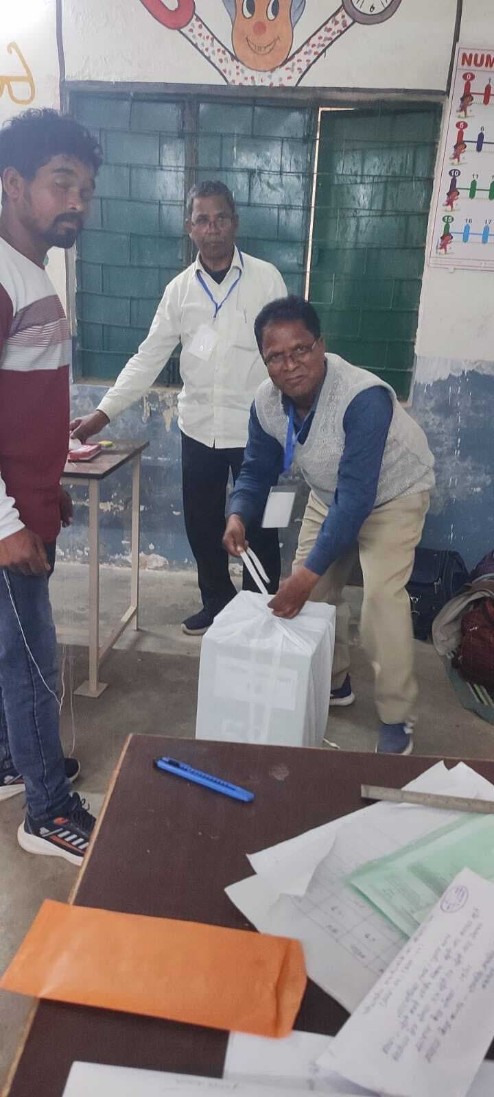 खूंटी के 64.02 प्रतिशत मतदाताओं ने डाले वोट