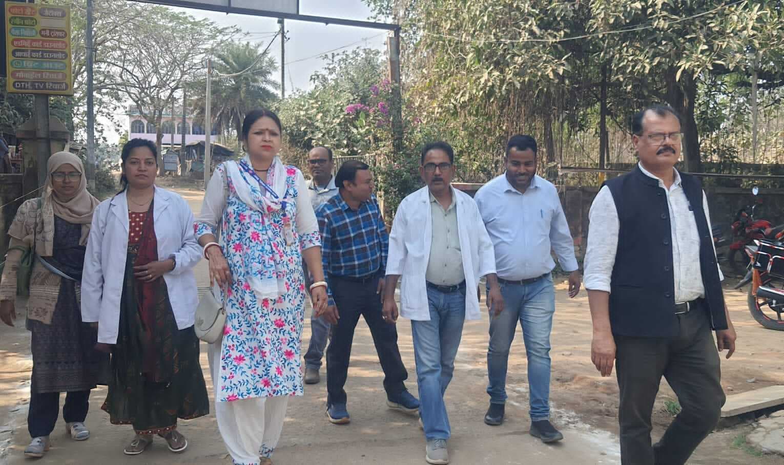 कायाकल्प की टीम ने कटोरिया रेफरल अस्पताल का किया निरीक्षण