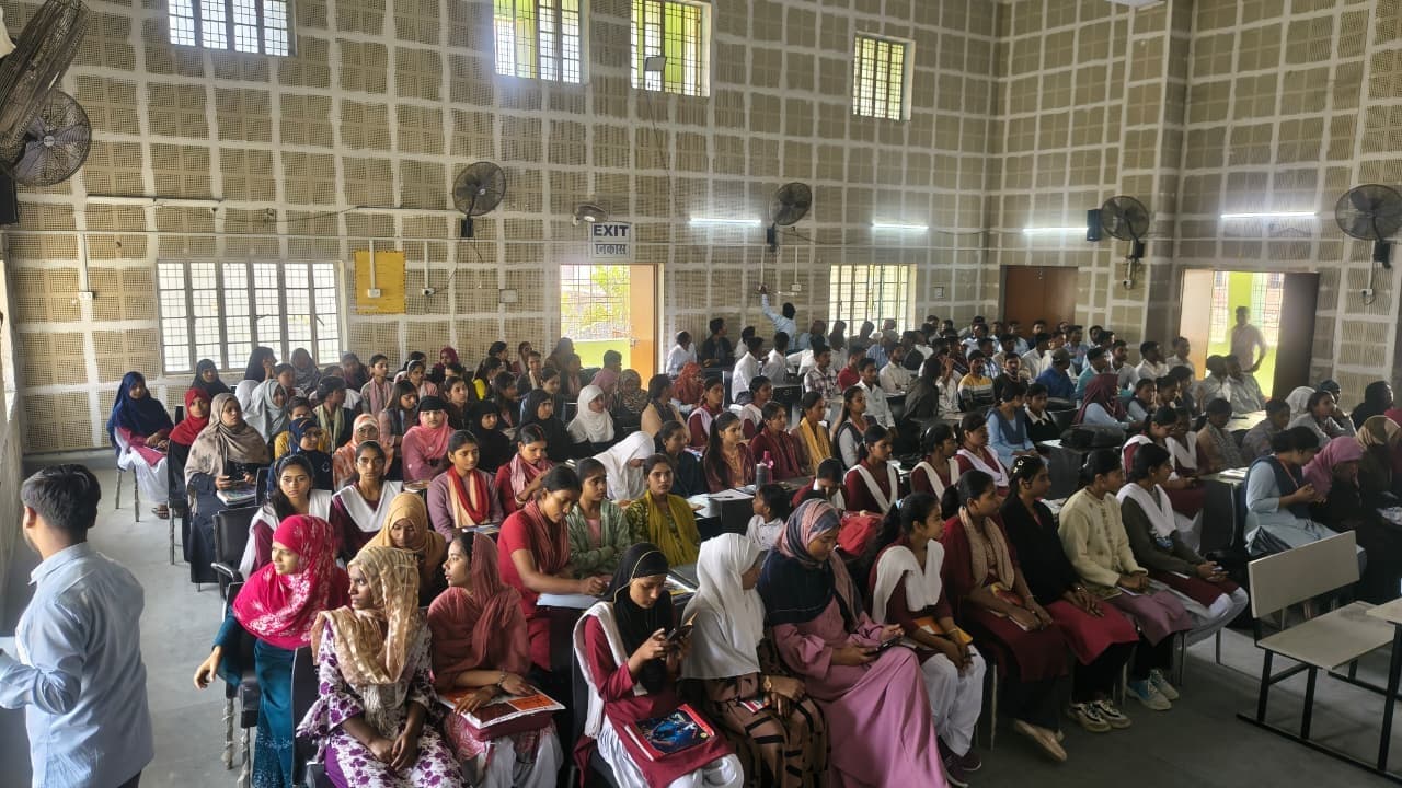 डायट रामगंज संसारपुर में  एफएलएन का एक दिवसीय प्रशिक्षुओं को दिया गया प्रशिक्षण