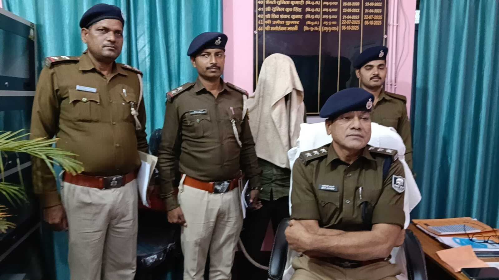 नौकरी के नाम पर राजस्थान ले जाकर वहां जबरन करा दी शादी, किशोरी बरामद, एक गिरफ्तार