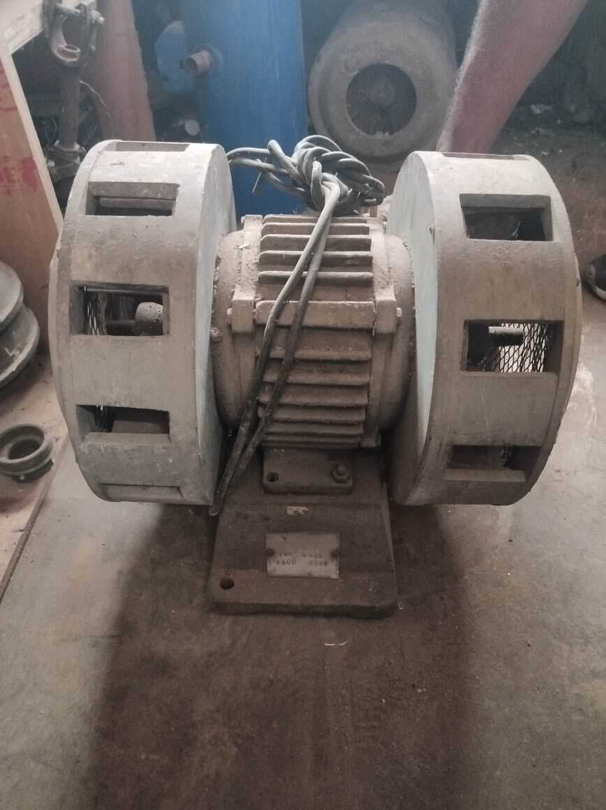 रेलवे स्टेशन पर हूटर बजाने से रेल यात्रियों में मची हड़कंप