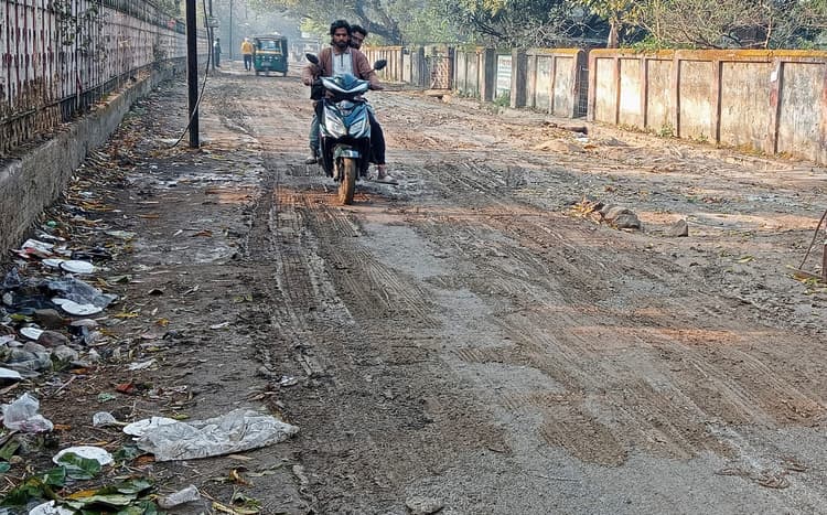 Bokaro News : आयी आंधी, कई क्षेत्रों में घंटों बिजली गुल