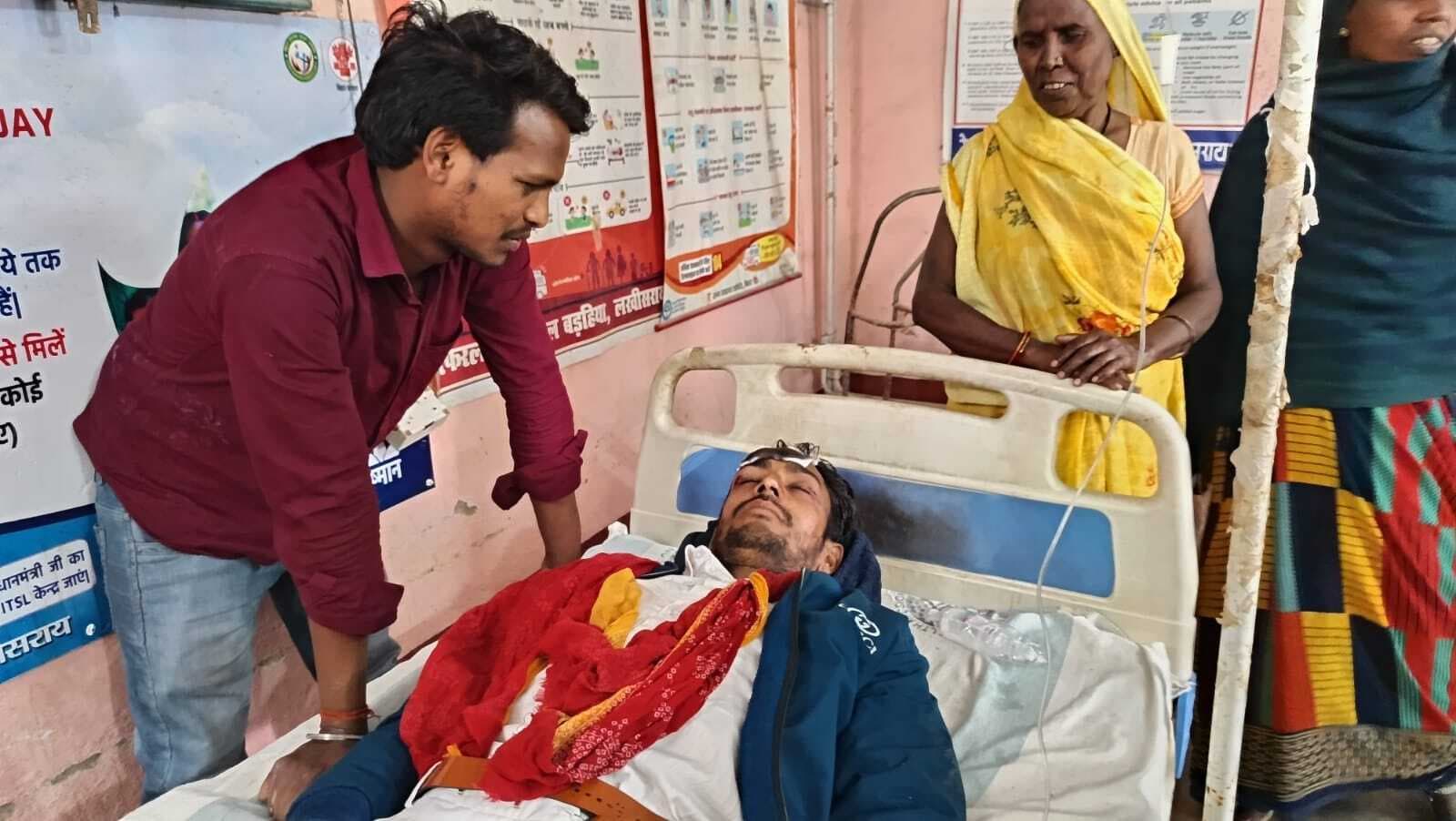 तीन सड़क हादसेतीन सड़क हादसे में कई घायल