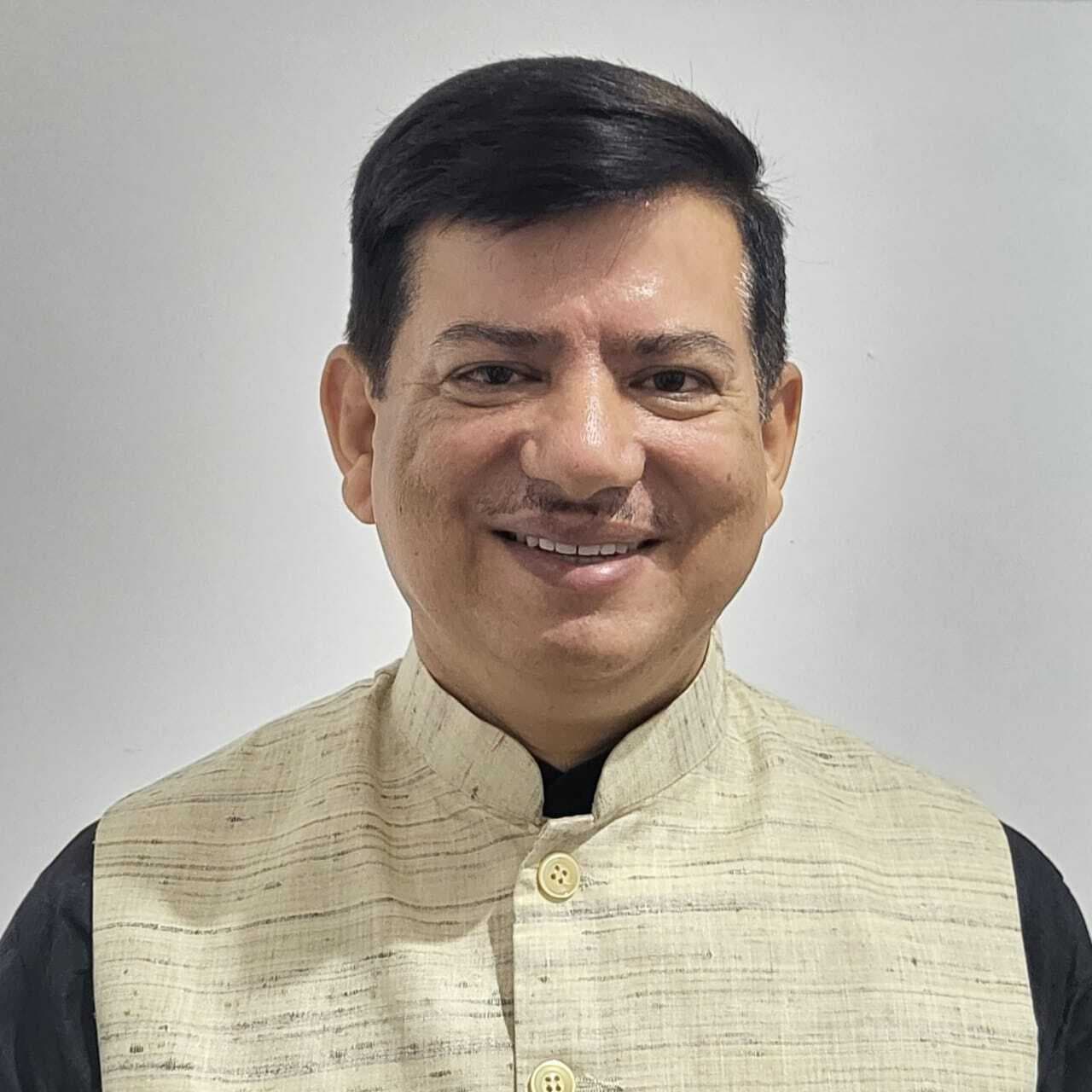 लाॅ काॅलेज में शीघ्र शुरू होगी पढ़ाई : एमएलसी