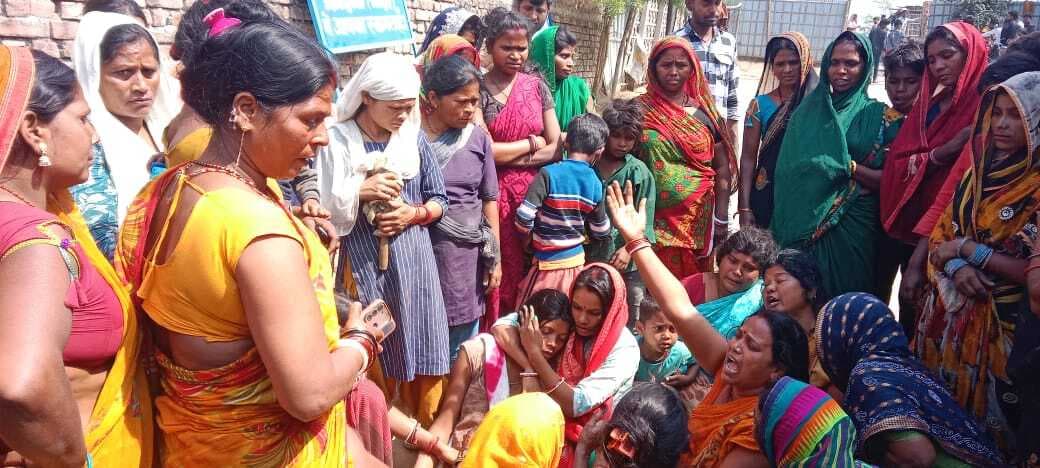 गले में फंदा लगाकर युवक ने की आत्महत्या